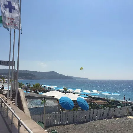 Apartment Beachfront Promenade Des