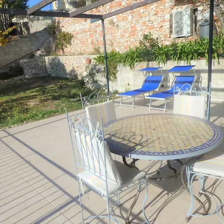Mt Fleuri Apartment