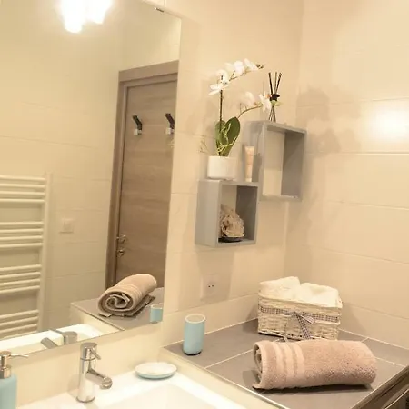 Carre D'or Very Appart Near The Beach 2 A 6 Personnes Apartment Nice