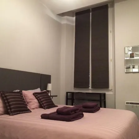 Je Suis A Apartment *