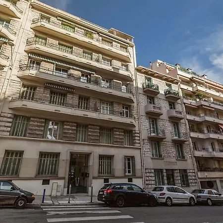 Апартаменты Center Nice,1 , 2 Balcons Ницца