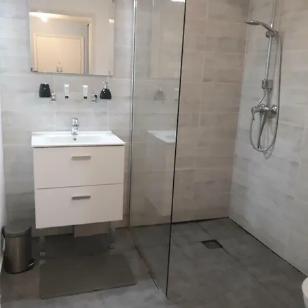 Medicis Charmant Studio Climatise Port Riquier Acropolis Nice