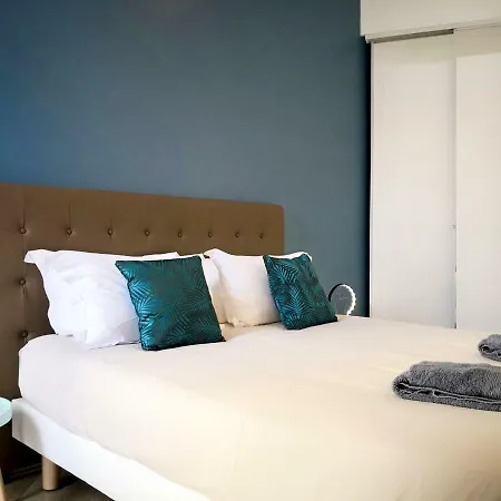 Urban 3 *