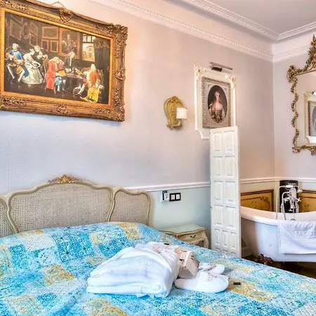 Aba Luxury B E B