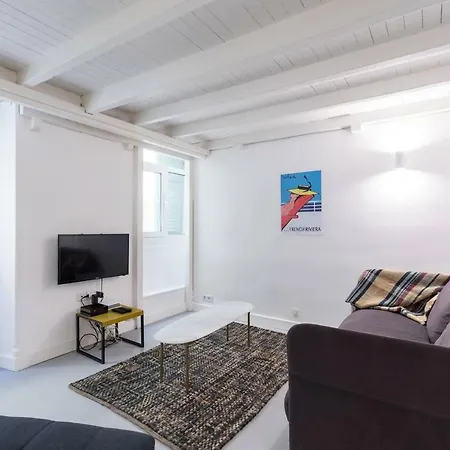 Prefecture Duplex - Old Town Apartment