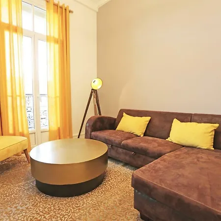 Splendid In The Heart Of Niza