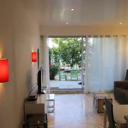 Apartment Eros *