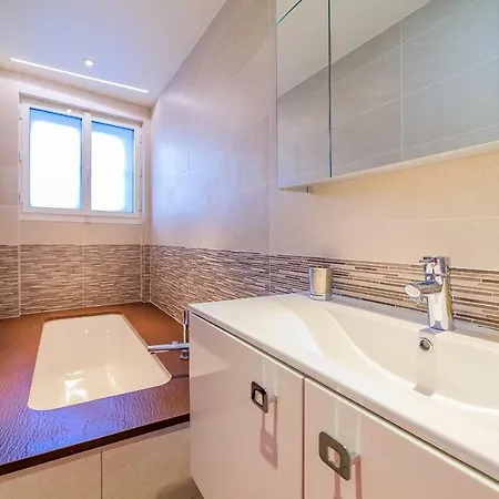Palais Lapin Apartment *