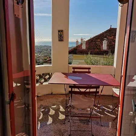 Bennecourt Bed & Breakfast 2*