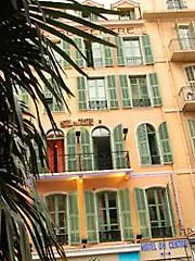 Du Centre, Un Ammi Hotel 2*
