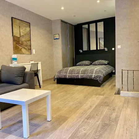 Loft At The Heart Of Old Town * Nice