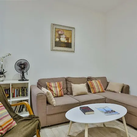 Barillerie - Perfect Location 1 Apartment