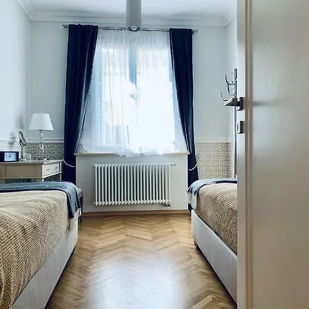 Bagatelle - Luxury Apartment *