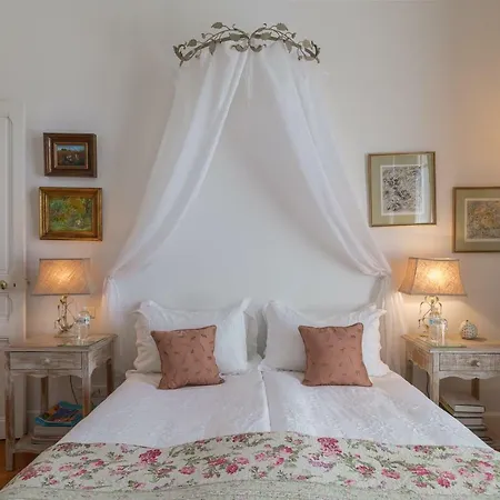 L'aimee Guest house *