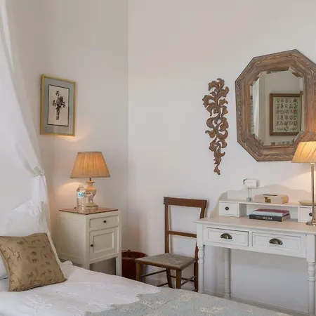 L'aimee Guest house *
