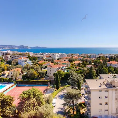Confortable 3 Pieces Avec Superbe Vue Mer