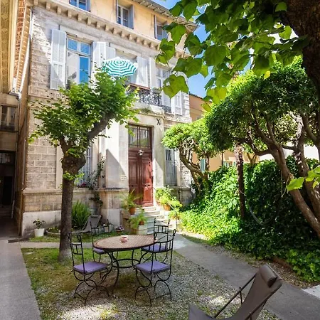 La Maioun Hostel *