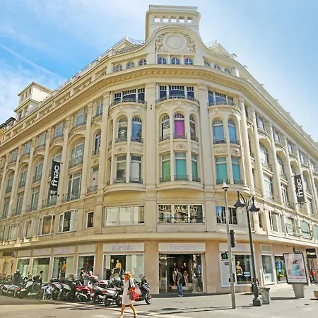 Splendid In The Heart Of Niza