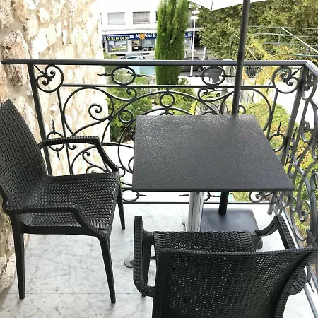 Apartment Le Nid Nice