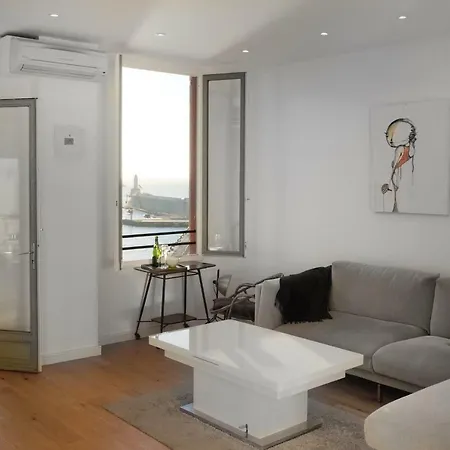 Waterfront Panoramic Sea View, Balcony, Ac Lejlighed *