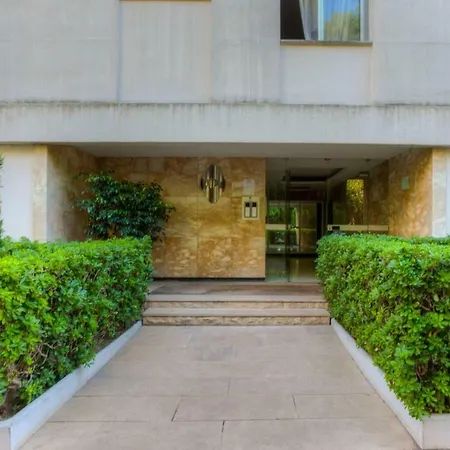 Stunning View And Pool Big Location Apartment Nice