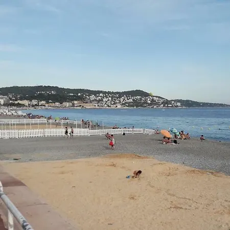 Promenade Des Anglais Petit Studio Au Calme *