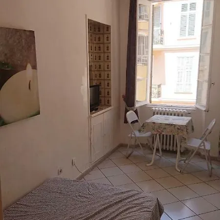 Aparthotel Corail Nice