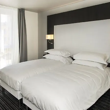 64 Otel Nice