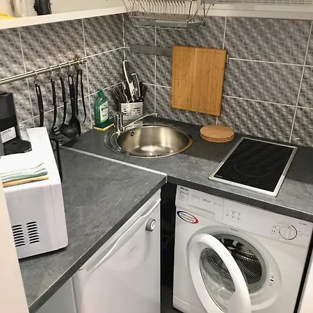 Apartment 21m² Rue De France Nice
