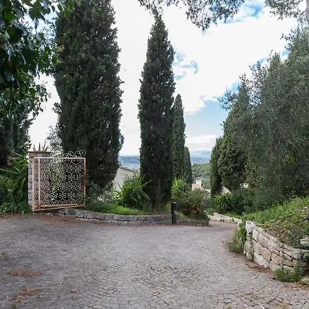 Holiday home Nissa Vinaigrier