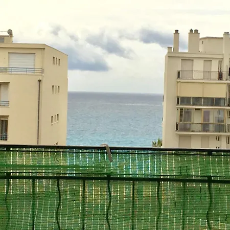 21m² Rue De France