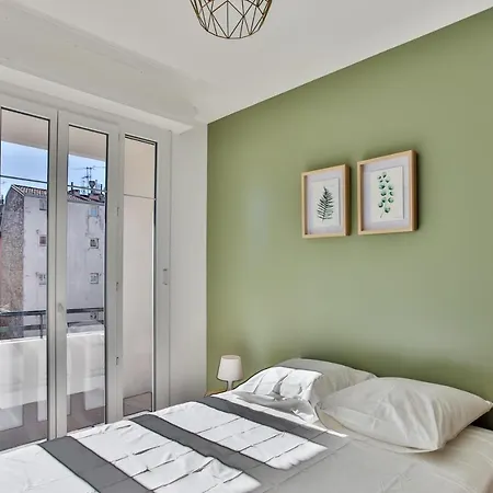 Rossini Centre - Proche Tram Apartment *