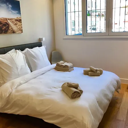 Sea View- Easy Booking Appartamento Nizza