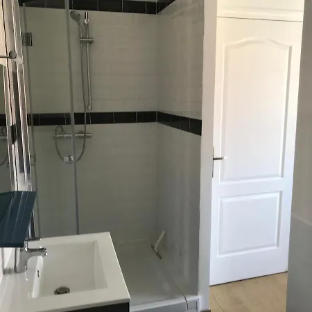 4 A 6 Personnes Sur La Coulee Verte Apartment