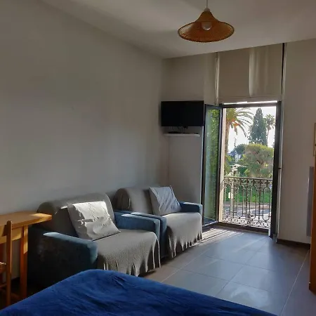 Studio By The Sea And Albert 1 Garden * Nice