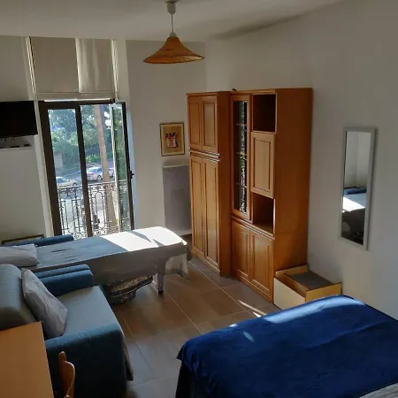 Studio By The Sea And Albert 1 Garden *