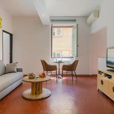 Papa Riviera - Old Town - 2 Bedrooms Apartment *