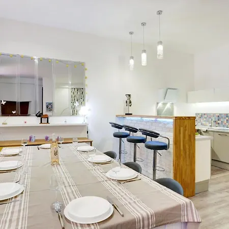 Centrale 2 - F4 Spacieux Et Confortable Au Centre Du Vieux-nice Appartement