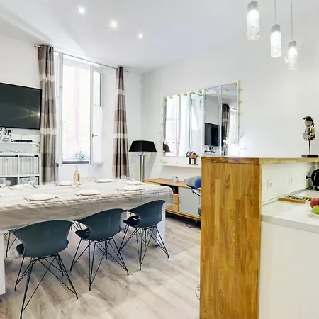 Appartement Centrale 2 · F4 Spacieux Et Confortable Au Centre Du Vieux-nice *