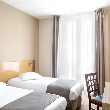 Le Noailles Gare Hotel 3*
