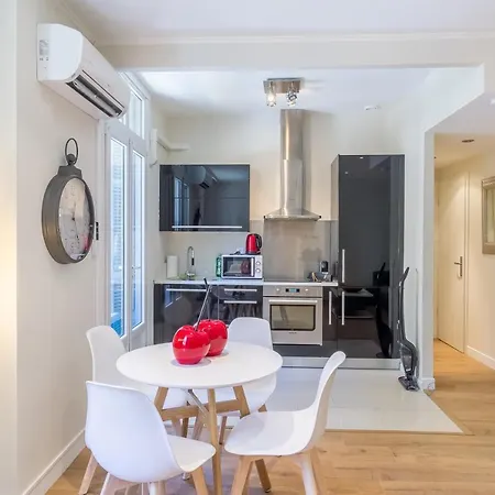 Apartment Des Postes
