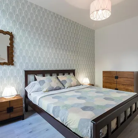 Apartment Bright Old Town Nice