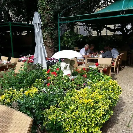 Restaurant Oasis Hotel