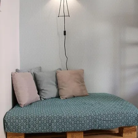 Bright Old Town Apartment Nice