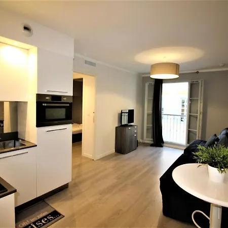 Appartement - Cours Saleya Gassin