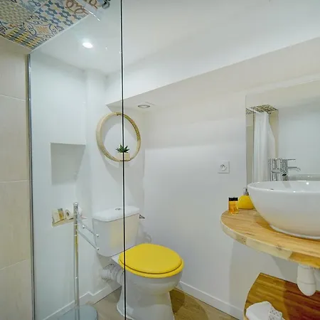 Appartamento #31 Comfy Place In The Old Town Balcony & Ac 2min To Beach *