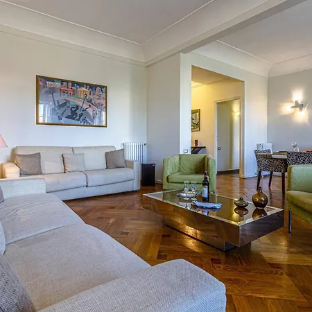 Victor Hugo - Beautiful Apartment - View Over Garden *
