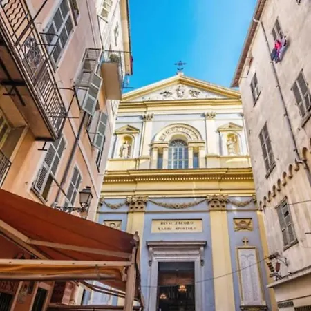Appartamento #31 Comfy Place In The Old Town Balcony & Ac 2min To Beach *
