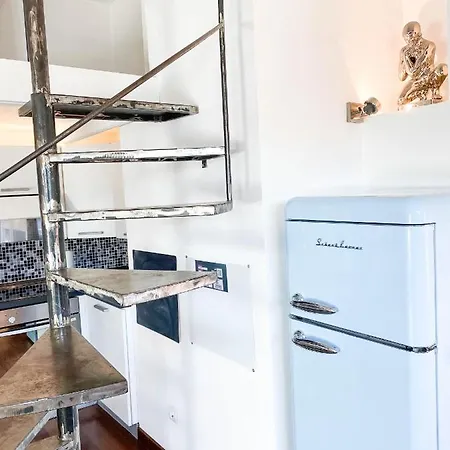 Loft, Carre D'or Apartment