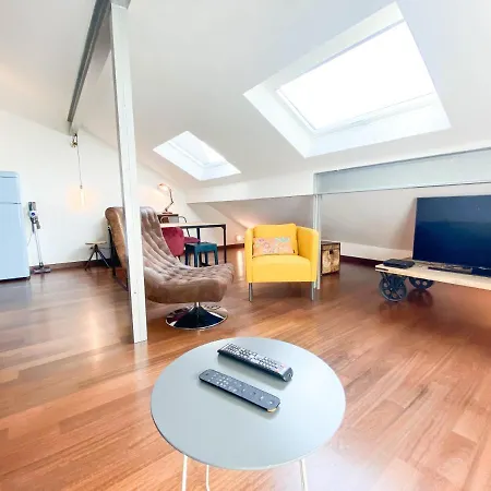 Loft, Carre D'or Apartment